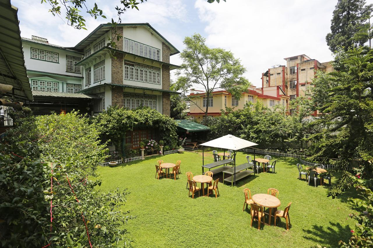 Oyo 2402 Hotel Highwinds Shillong Eksteriør billede