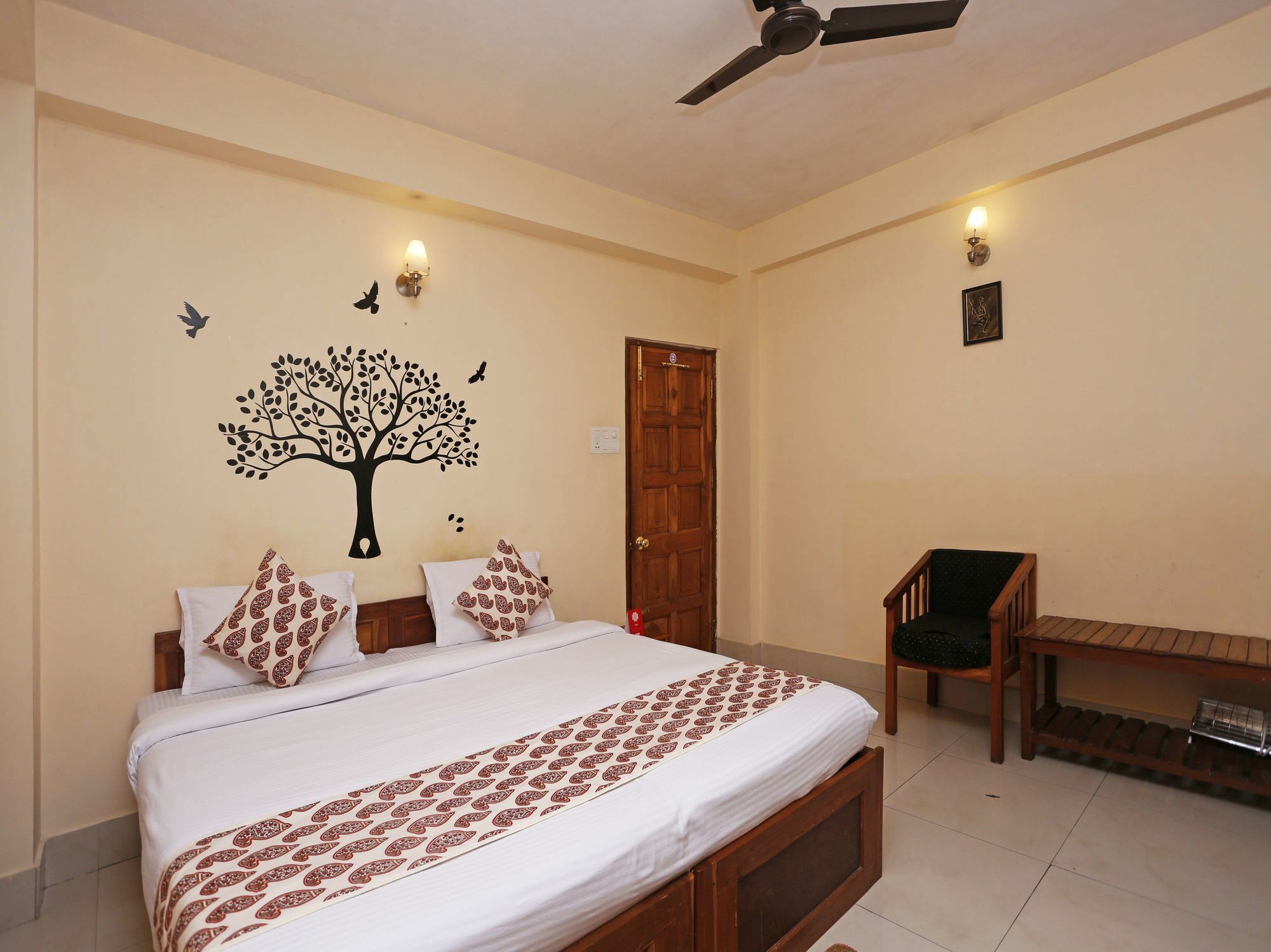 Oyo 2402 Hotel Highwinds Shillong Eksteriør billede