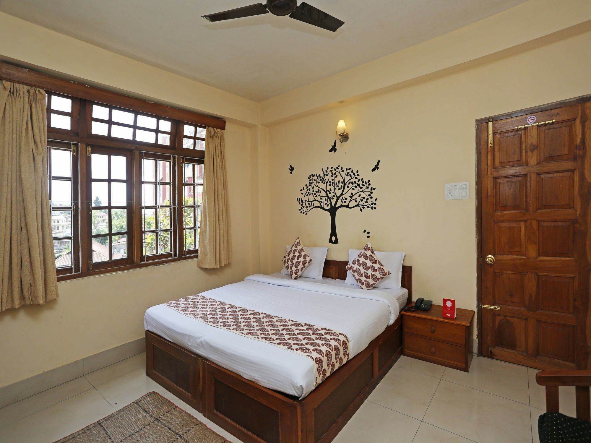 Oyo 2402 Hotel Highwinds Shillong Eksteriør billede